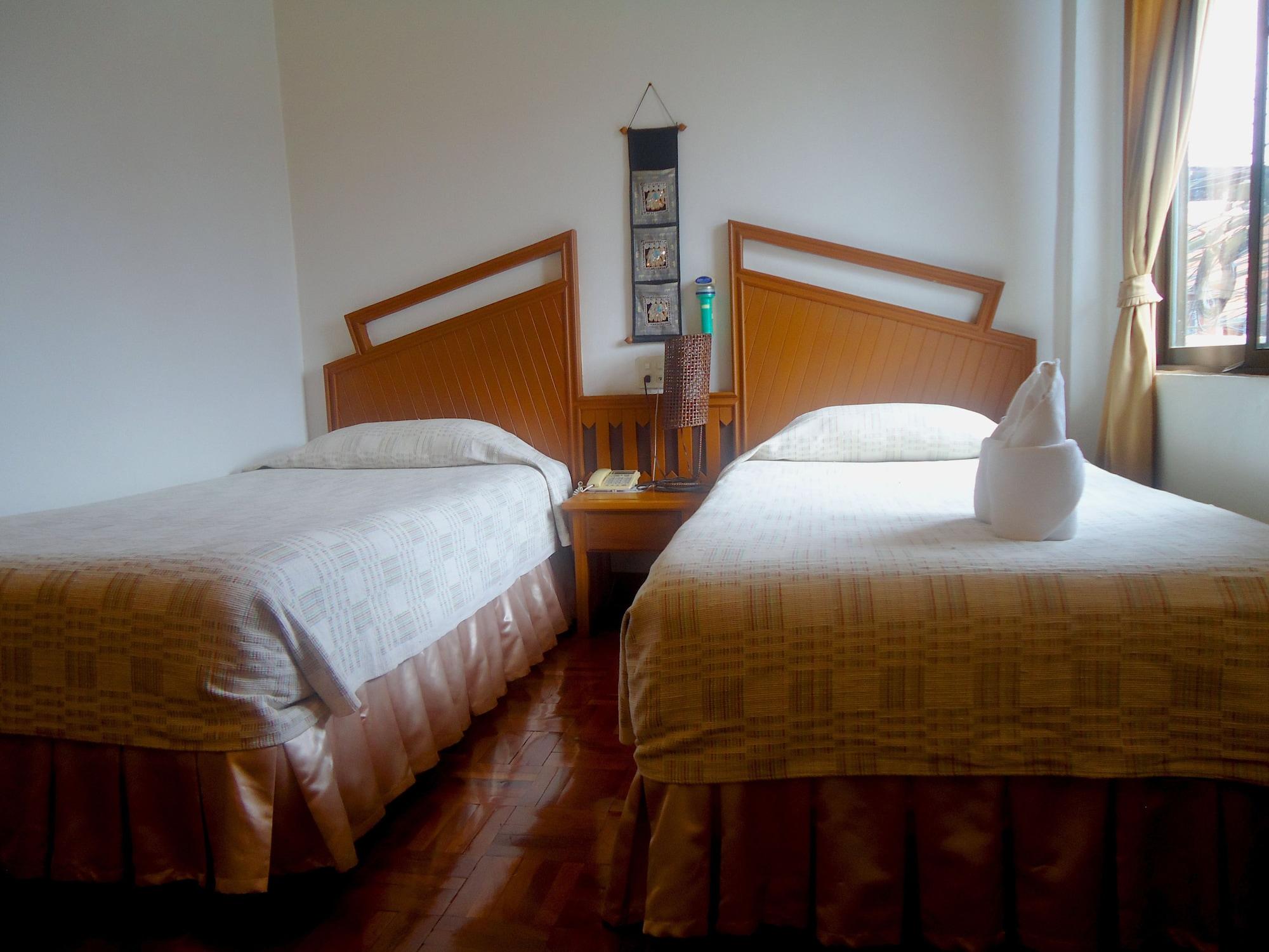Baiyoke Chalet Hotel Mae Hong Son Exterior photo