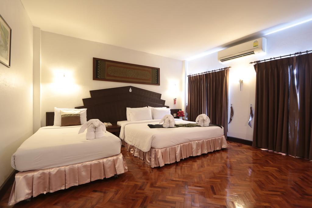 Baiyoke Chalet Hotel Mae Hong Son Exterior photo